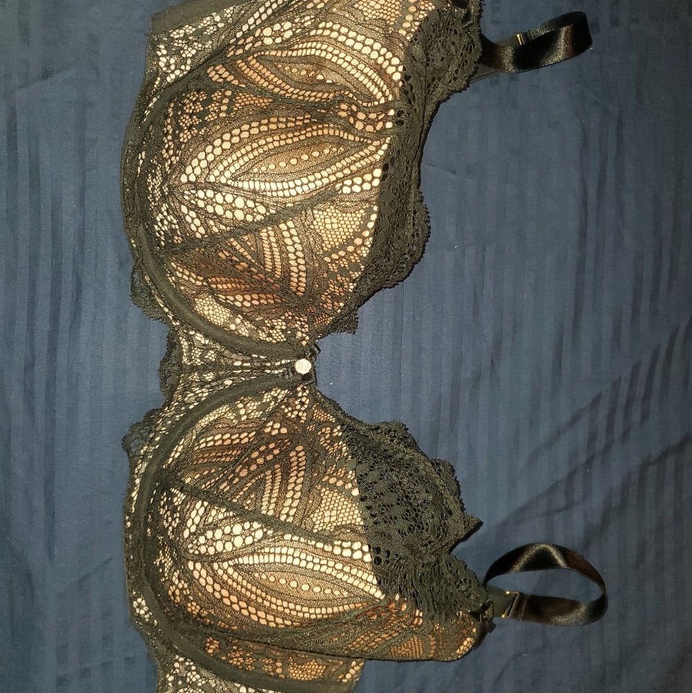 cacique balconette 42F bra